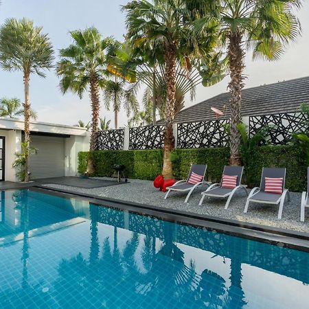 Grand Party Pool Villa Джомтиен Бийч Екстериор снимка