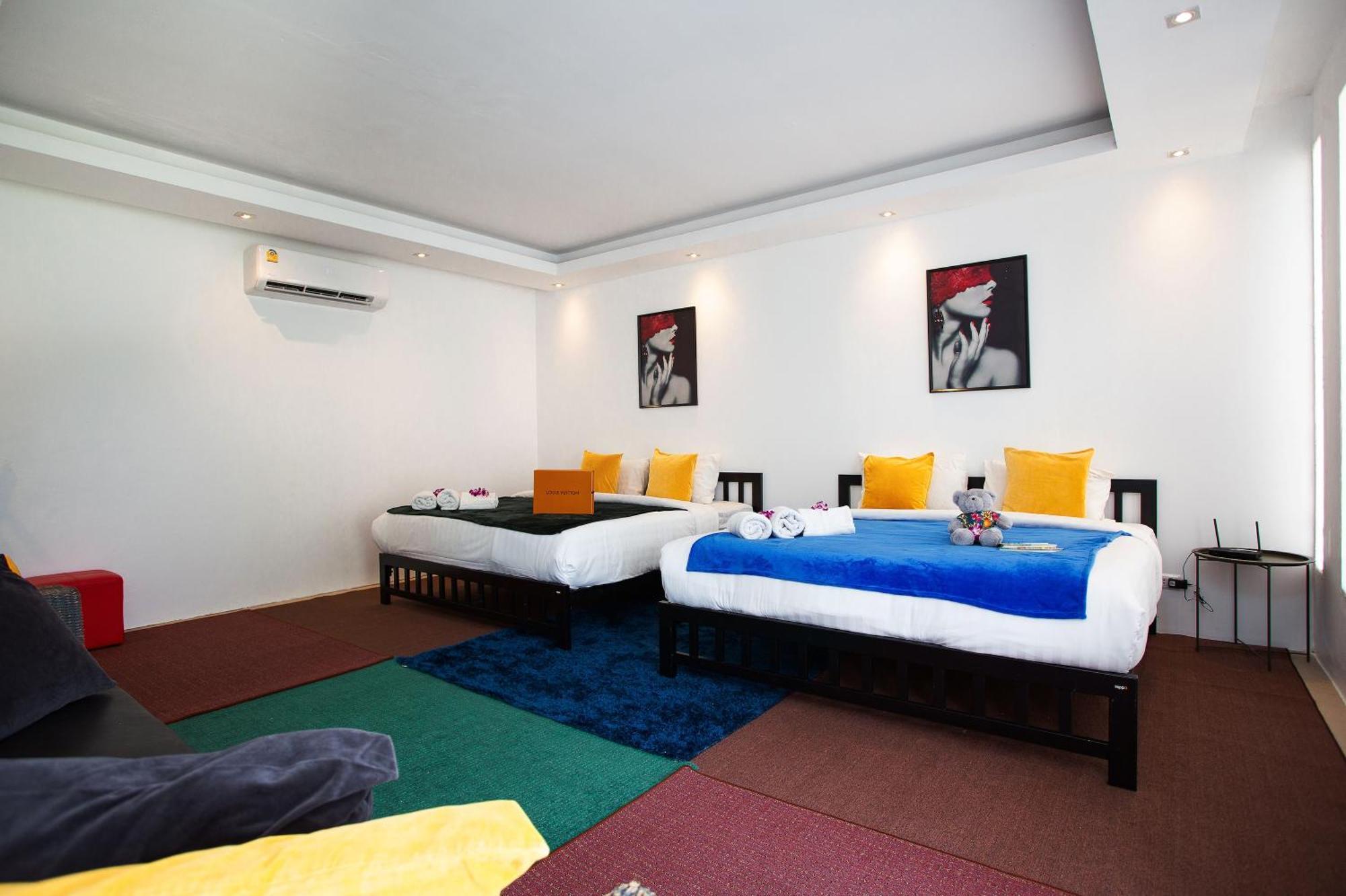 Grand Party Pool Villa Джомтиен Бийч Стая снимка