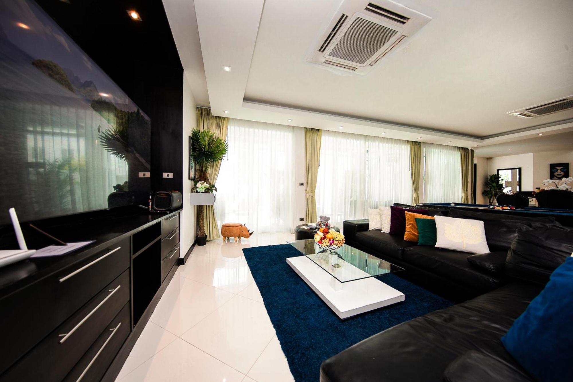 Grand Party Pool Villa Джомтиен Бийч Стая снимка