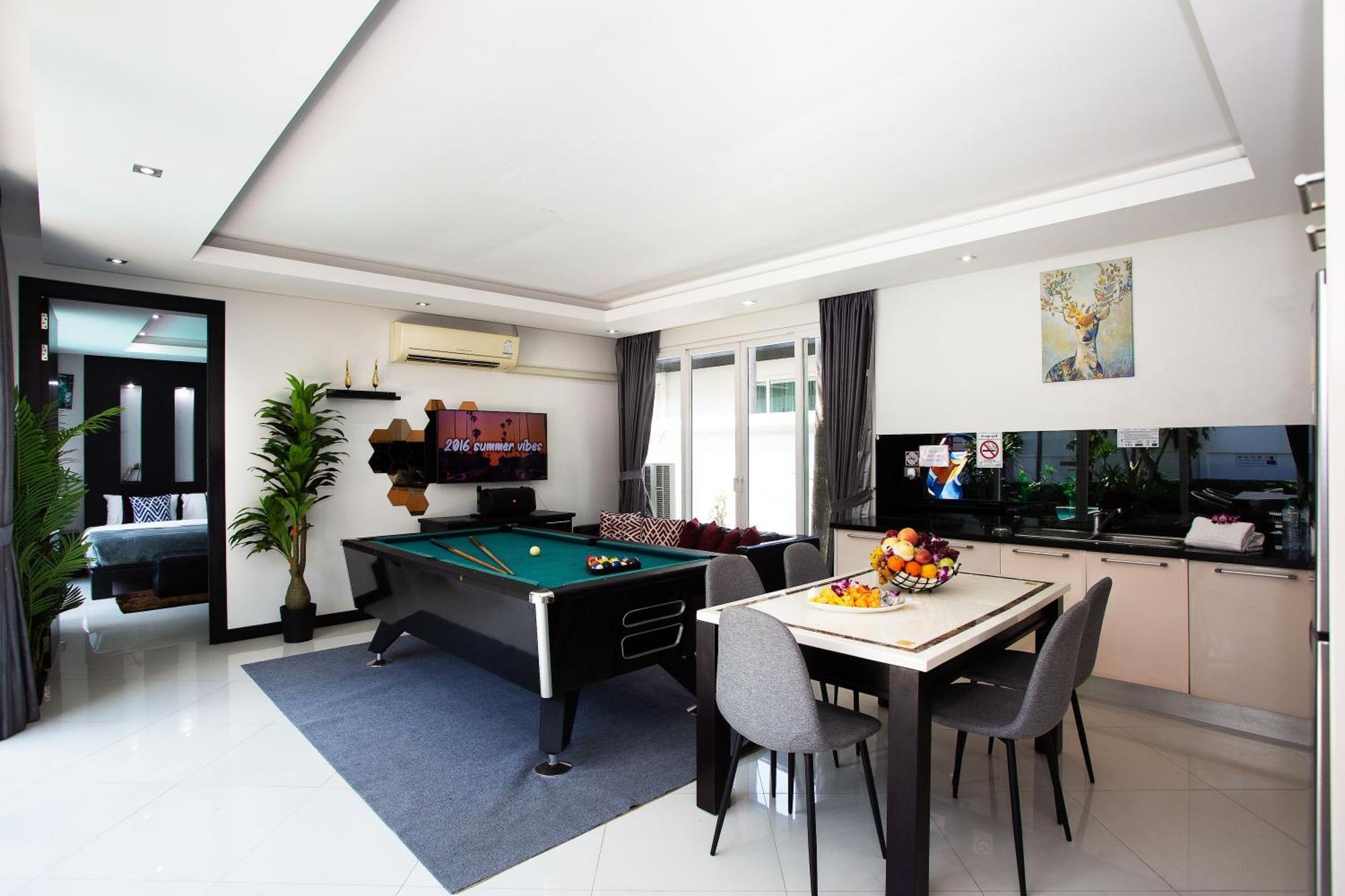 Grand Party Pool Villa Джомтиен Бийч Стая снимка