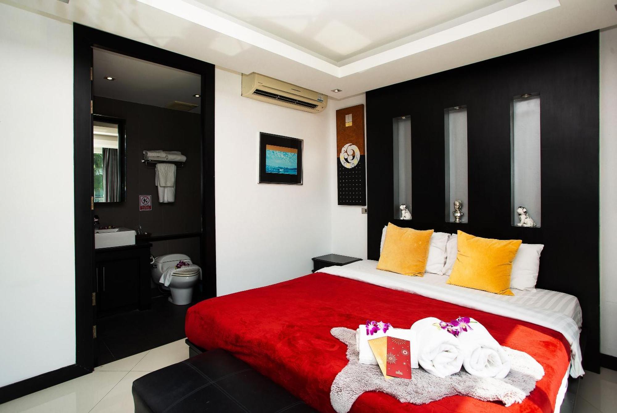 Grand Party Pool Villa Джомтиен Бийч Стая снимка