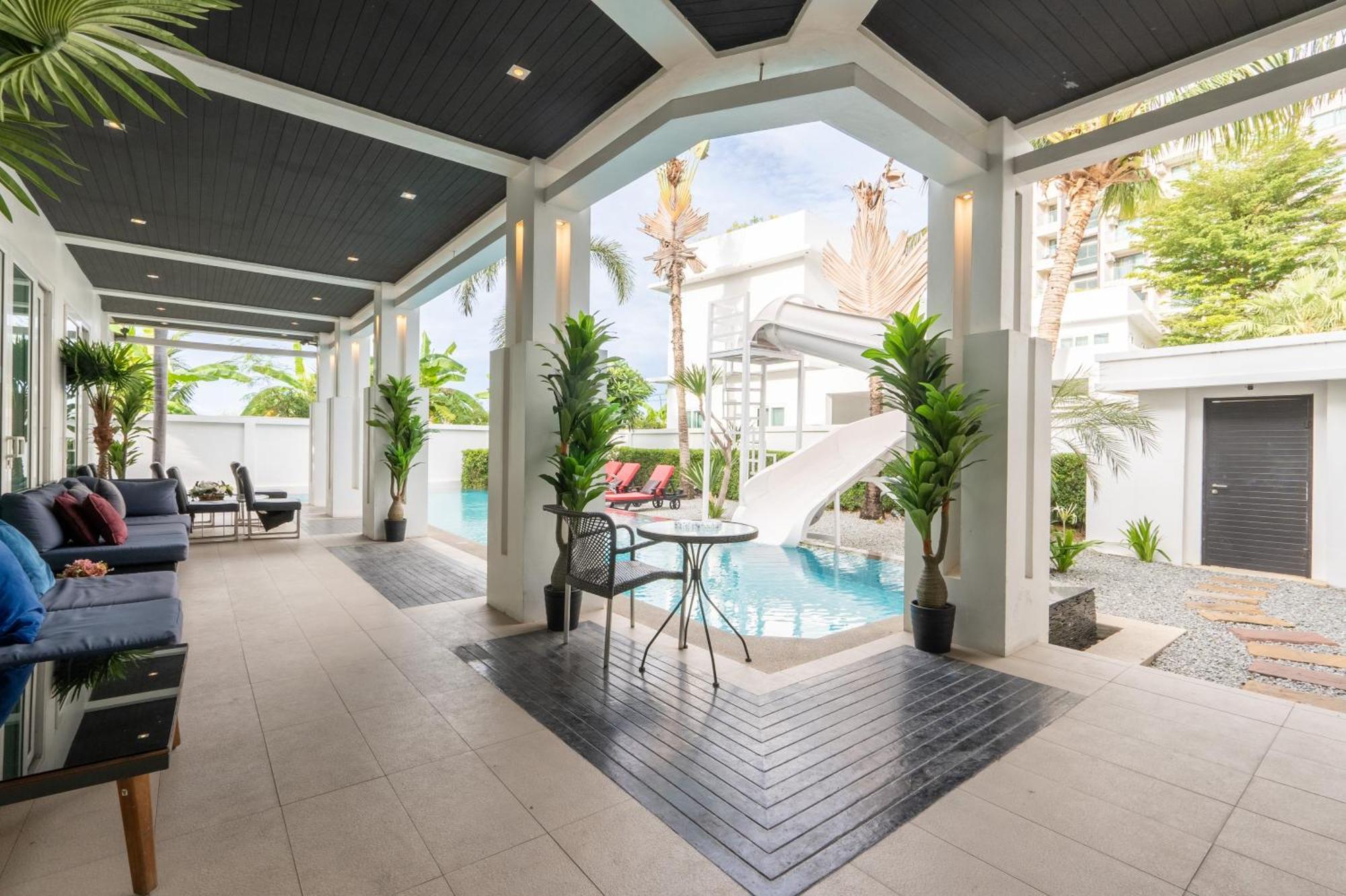 Grand Party Pool Villa Джомтиен Бийч Екстериор снимка